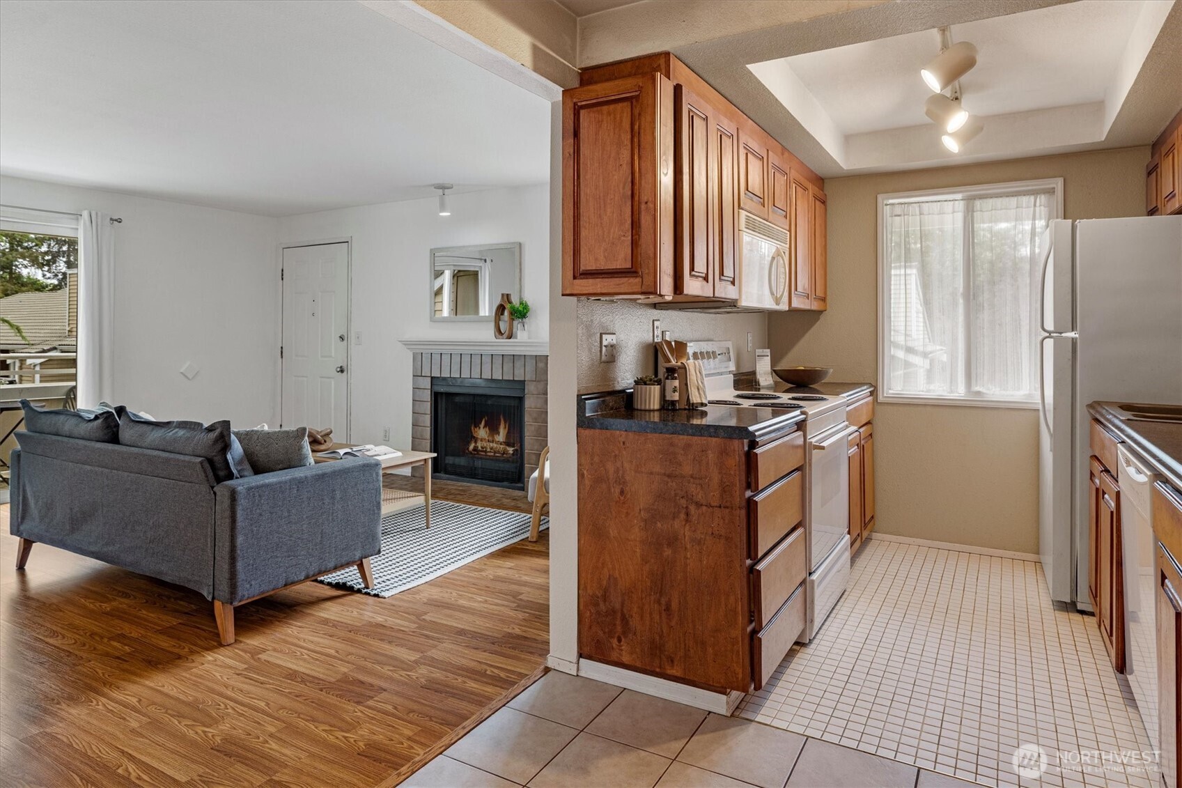 21303 52nd Avenue W #C-214, Mountlake Terrace, WA 98043
