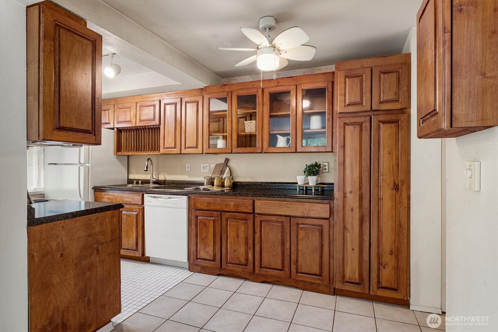 21303 52nd Avenue W #C-214, Mountlake Terrace, WA 98043