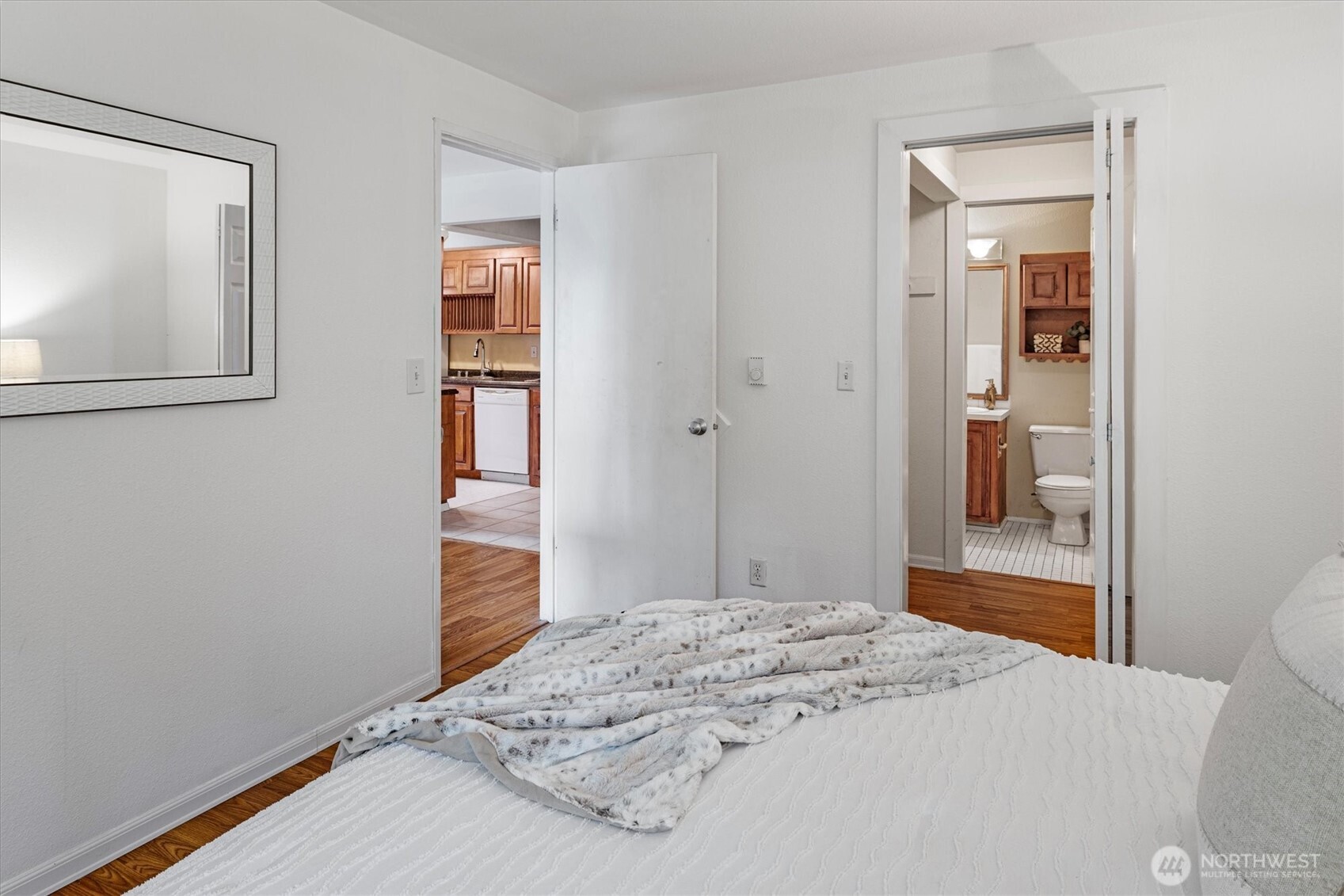 21303 52nd Avenue W #C-214, Mountlake Terrace, WA 98043
