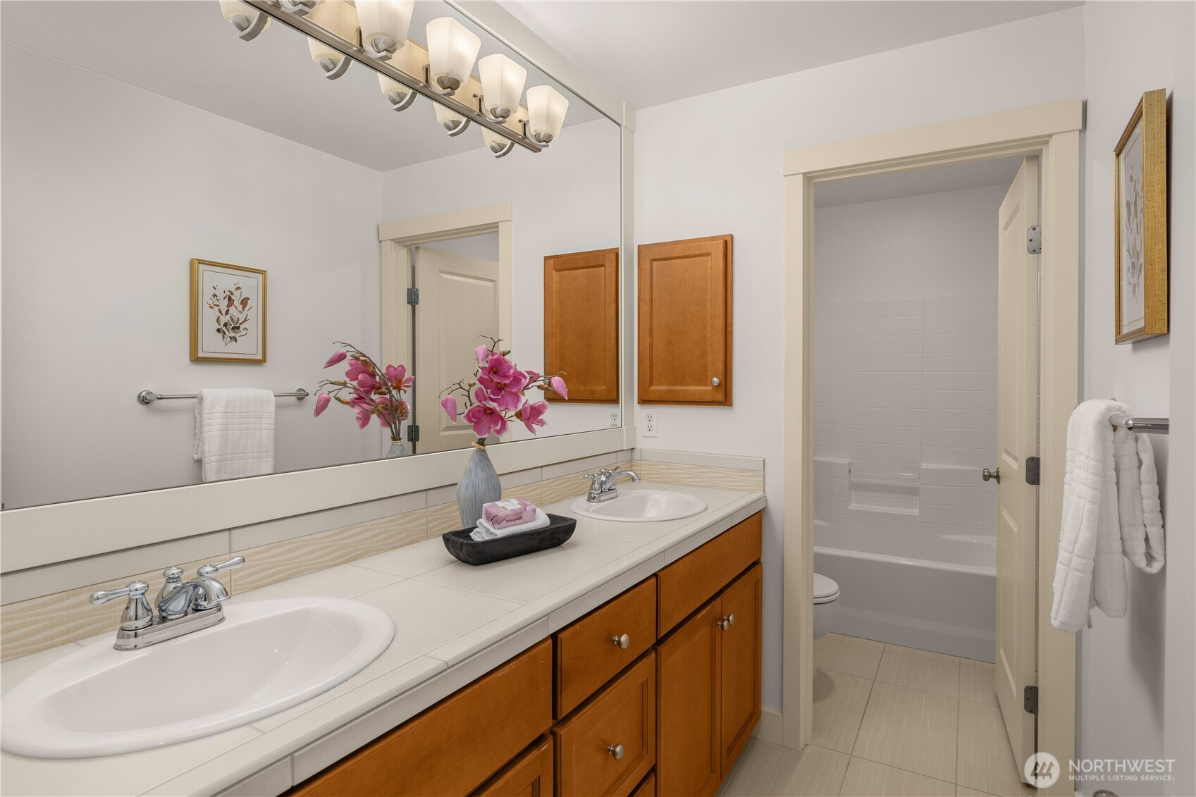 10608 106th Place NE, Kirkland, WA 98033