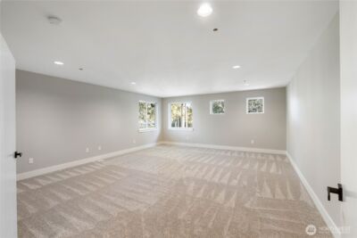 6598 Vandermark Road E, Bonney Lake, WA 98391-7382 - Photo 19