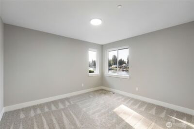 6598 Vandermark Road E, Bonney Lake, WA 98391-7382 - Photo 22