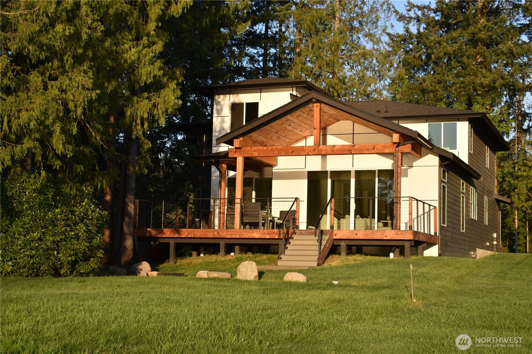 6598 Vandermark Road E, Bonney Lake, WA 98391-7382
