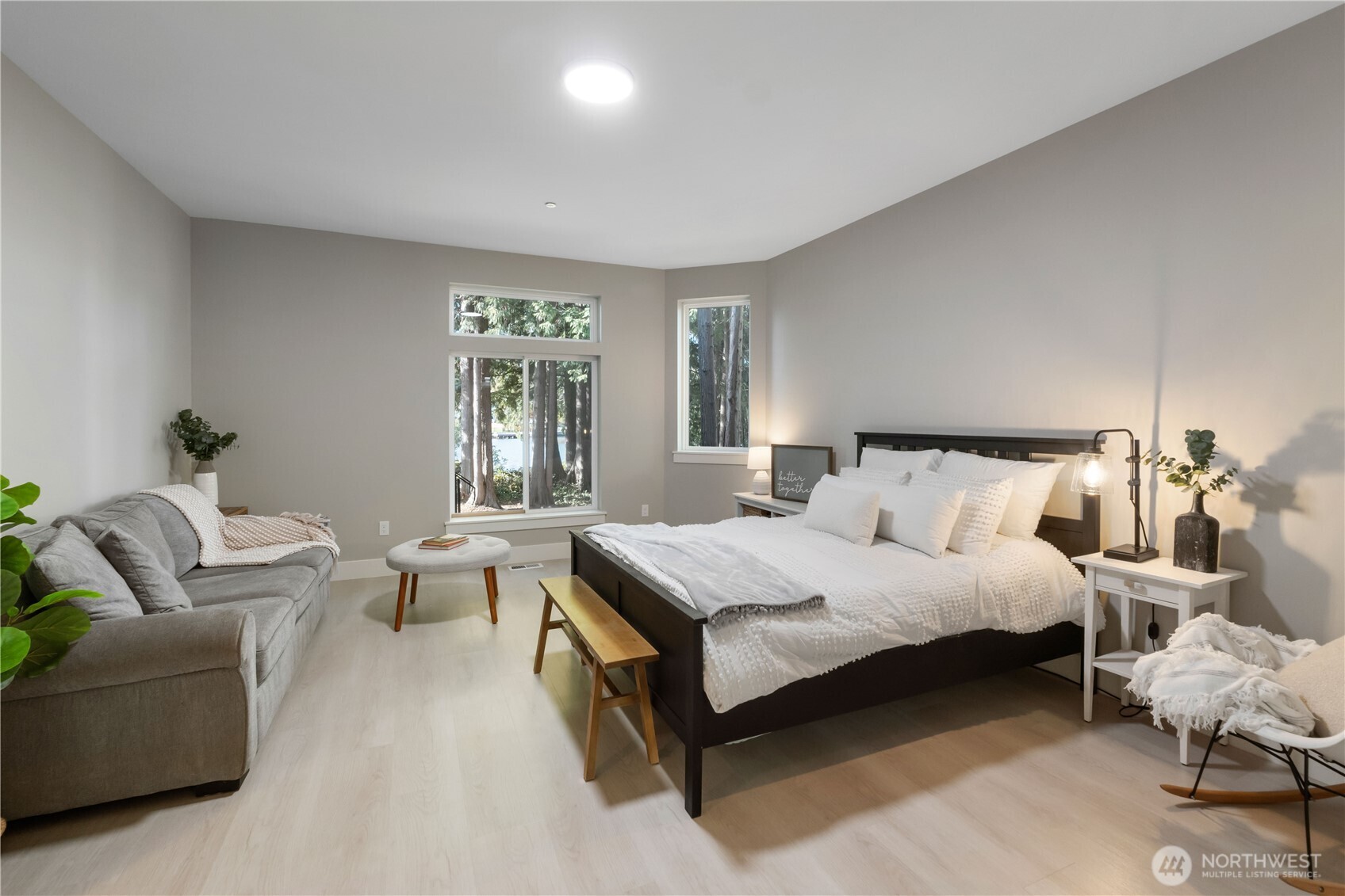 6598 Vandermark Road E, Bonney Lake, WA 98391-7382