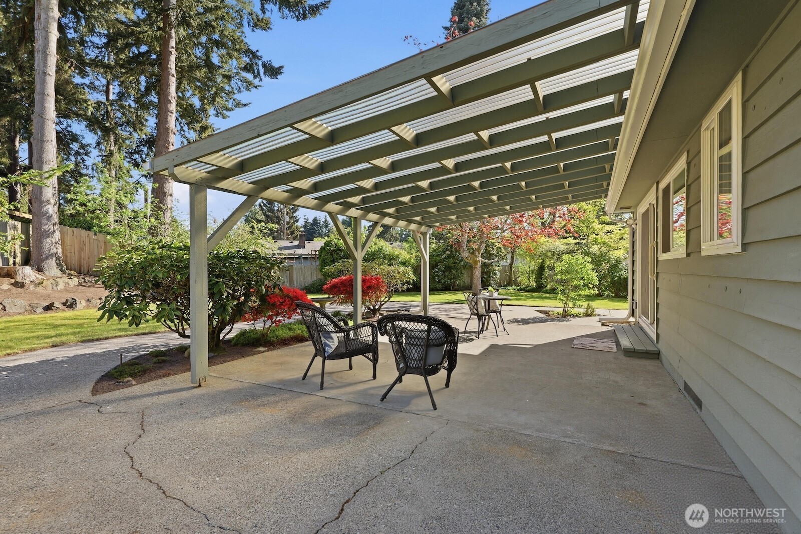 21225 96th Avenue W, Edmonds, WA 98020