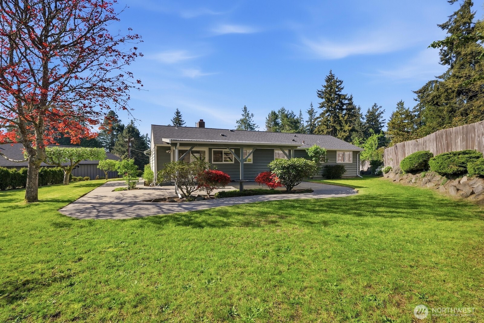 21225 96th Avenue W, Edmonds, WA 98020