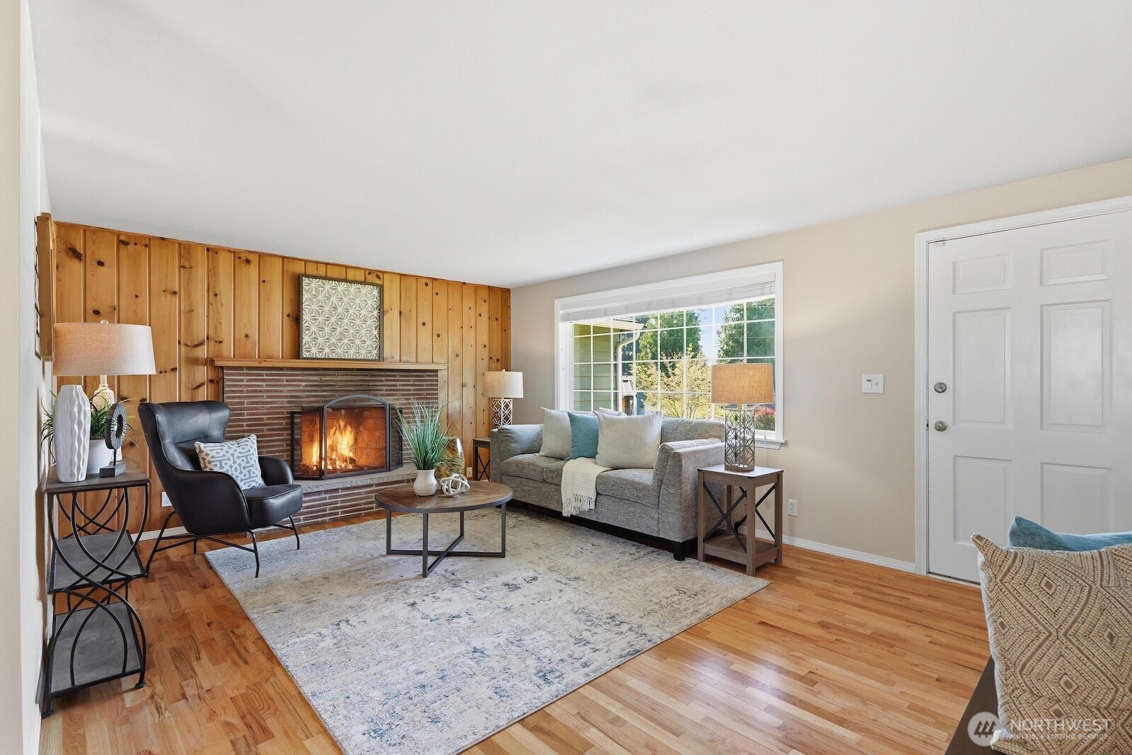 21225 96th Avenue W, Edmonds, WA 98020