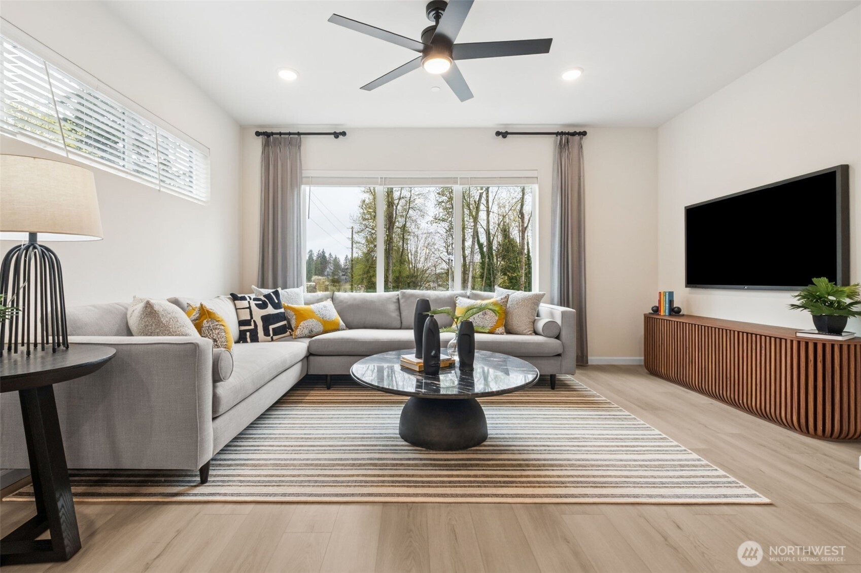 27018 187TH Place SE #101, Covington, WA 98042