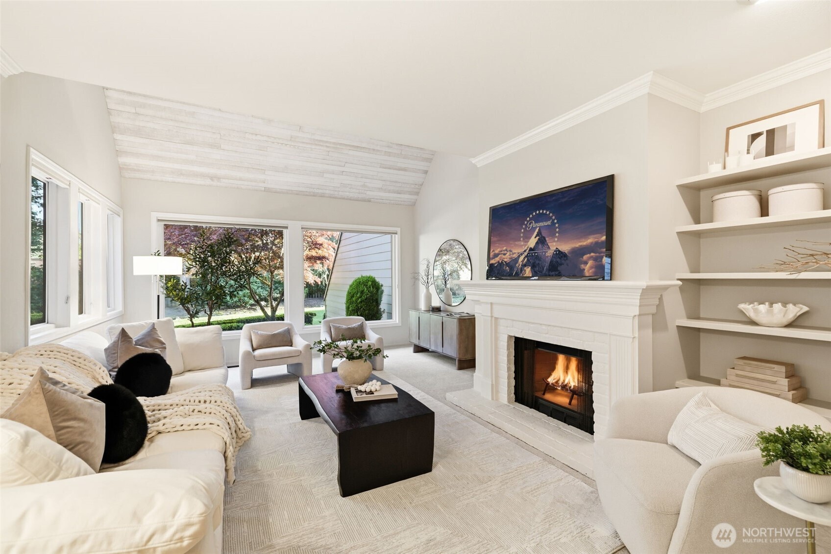10327 NE 19th Place , Bellevue, WA 98004