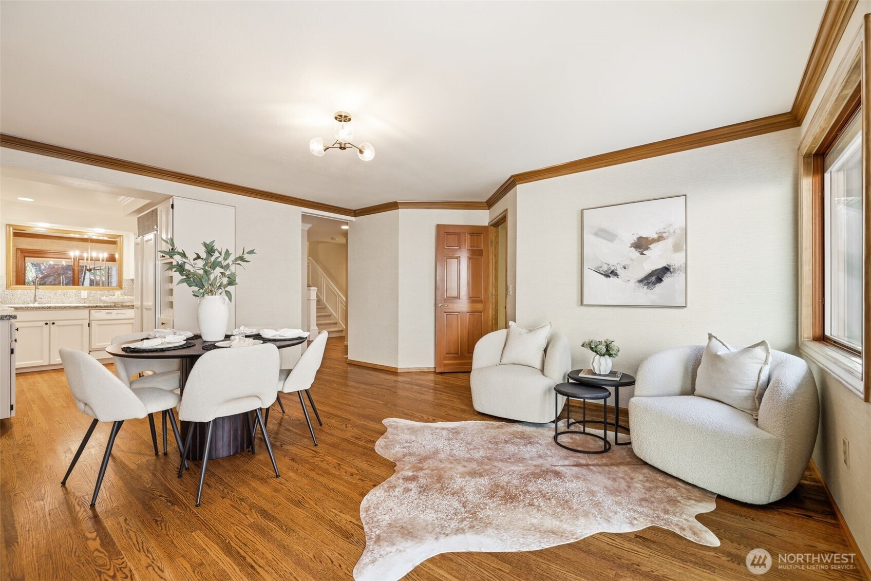 10327 NE 19th Place , Bellevue, WA 98004