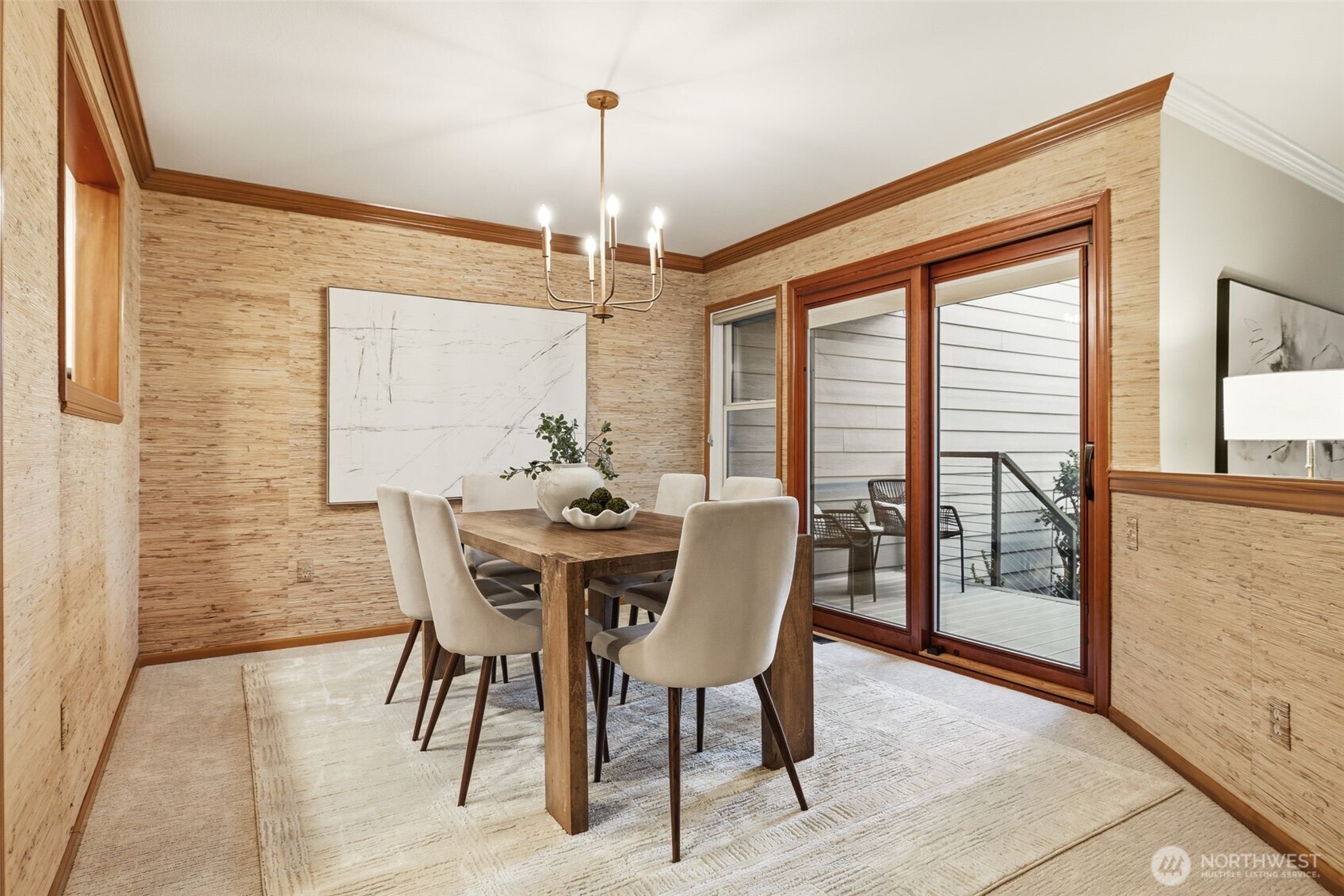 10327 NE 19th Place , Bellevue, WA 98004