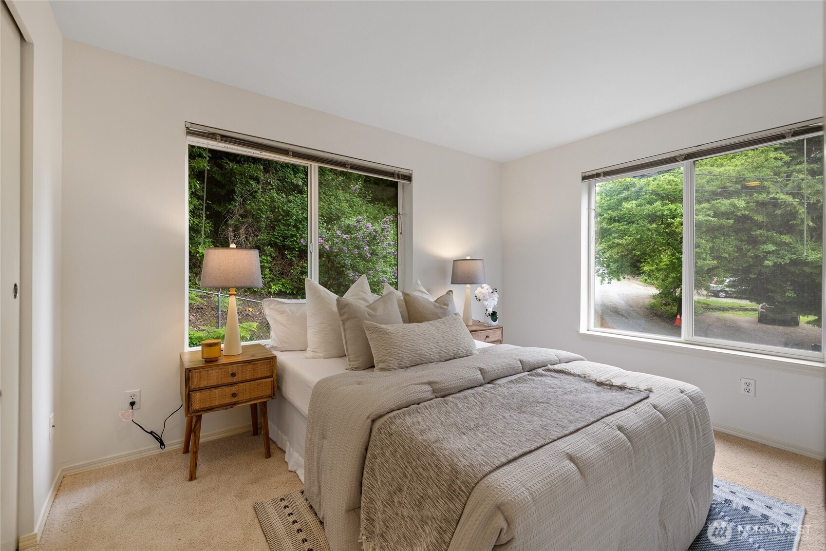1501 Cherrylane Avenue S #1501, Seattle, WA 98144