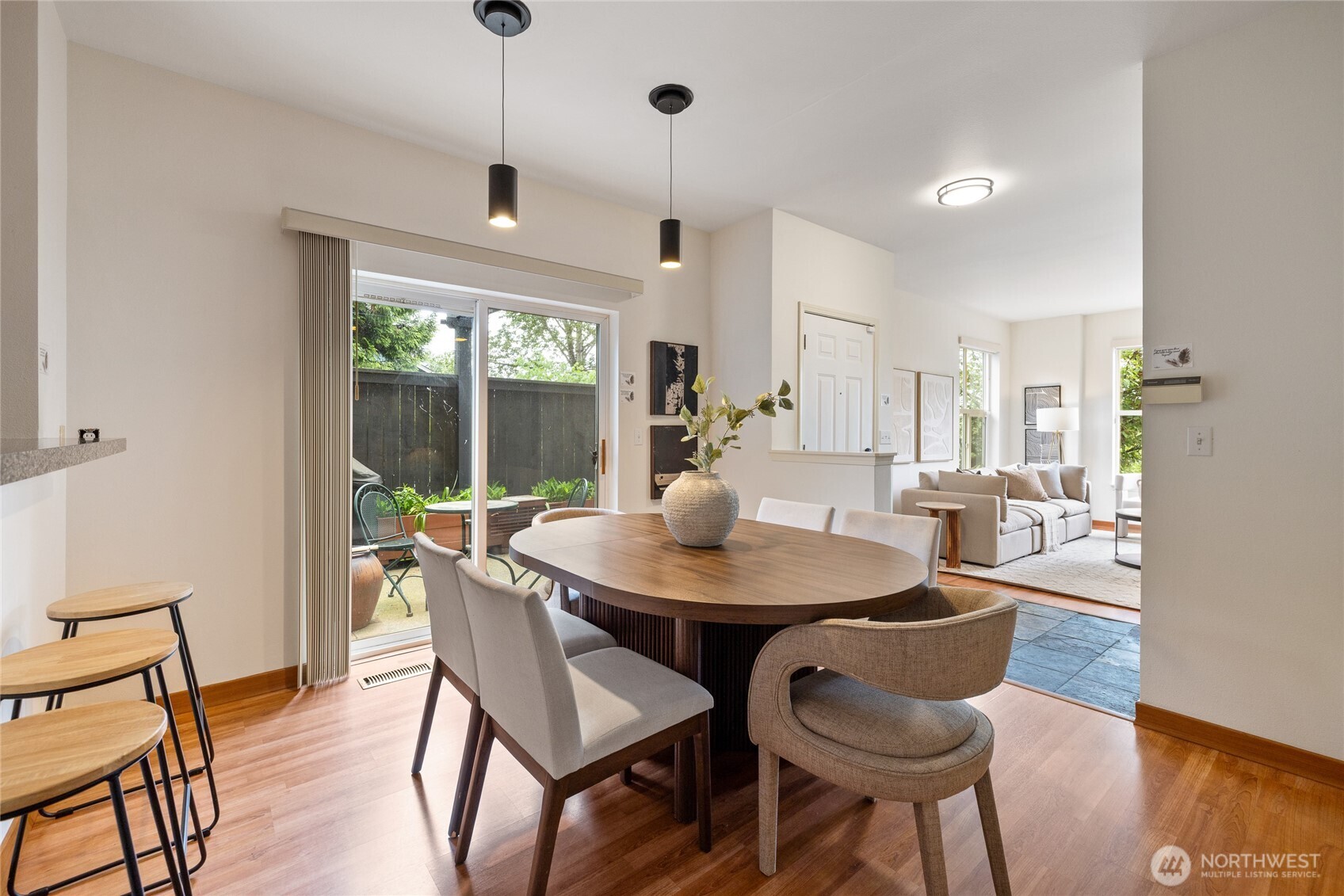 1501 Cherrylane Avenue S #1501, Seattle, WA 98144