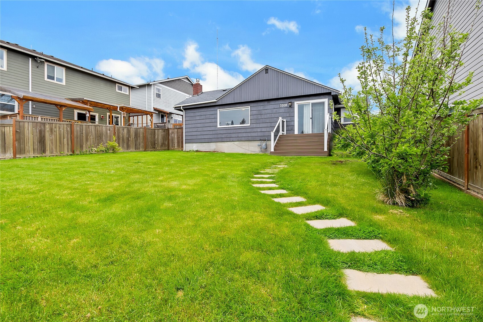 3508 N Bennett Street , Tacoma, WA 98407
