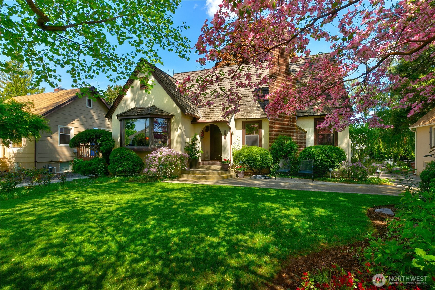 2907 W Yakima Avenue , Yakima, WA 98902