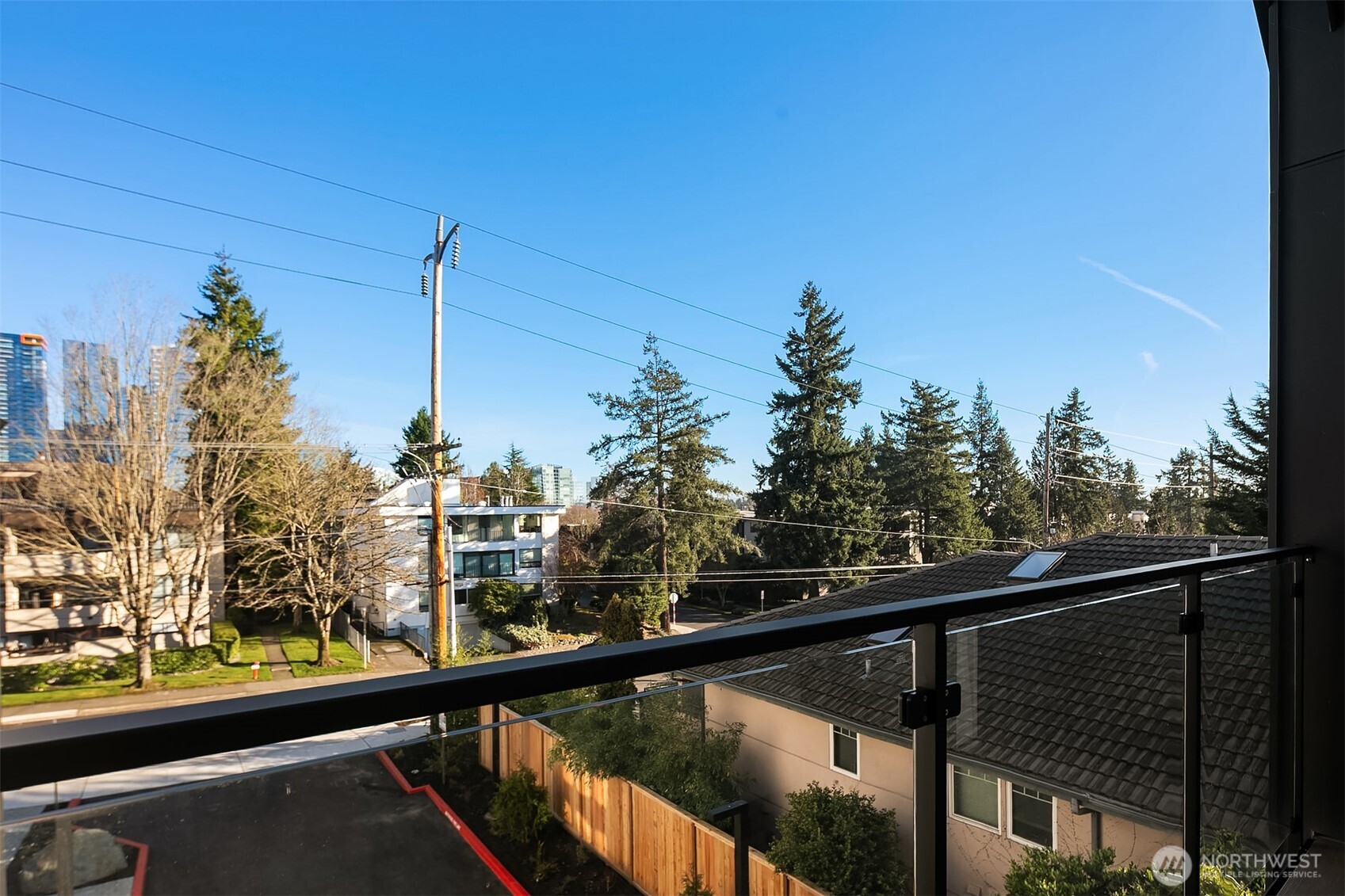 415 99th Avenue NE, Bellevue, WA 98004