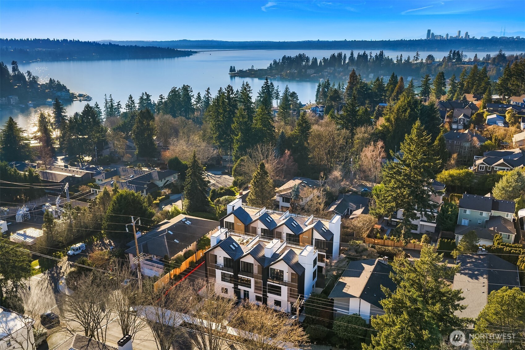415 99th Avenue NE, Bellevue, WA 98004