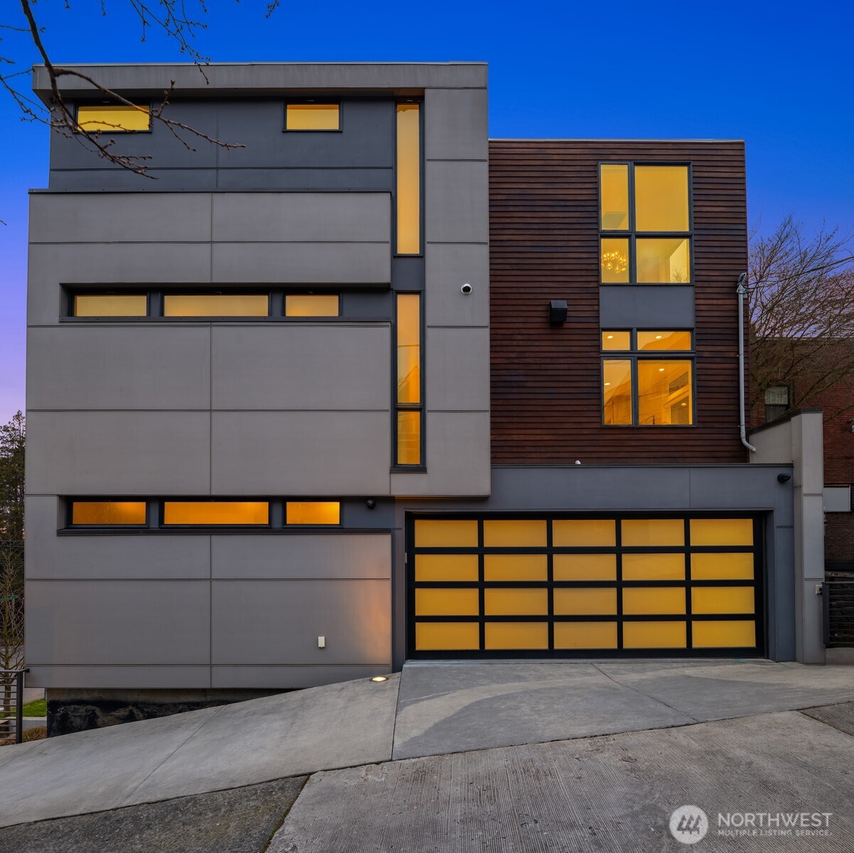 1400 Olympic Way W, Seattle, WA 98119