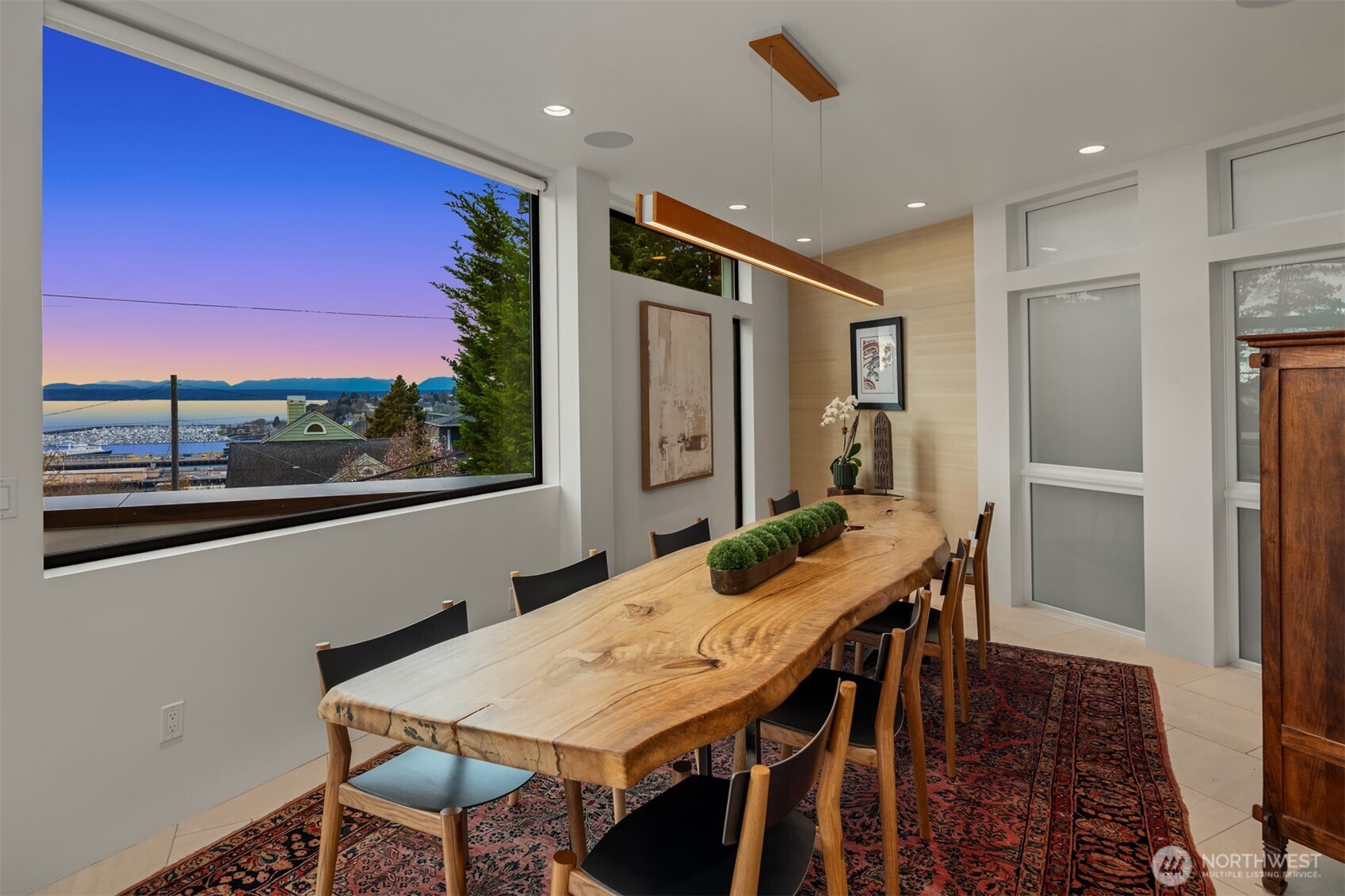 1400 Olympic Way W, Seattle, WA 98119