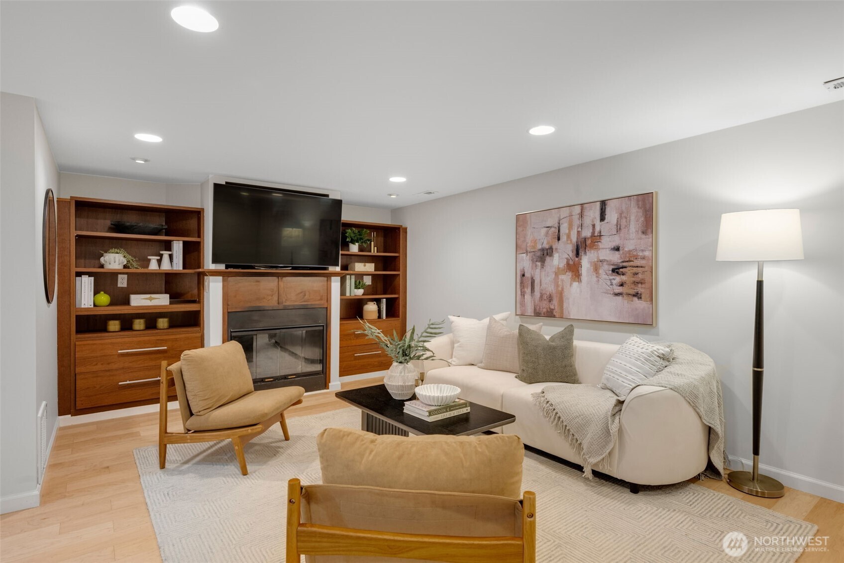 4732 45th Avenue NE, Seattle, WA 98105