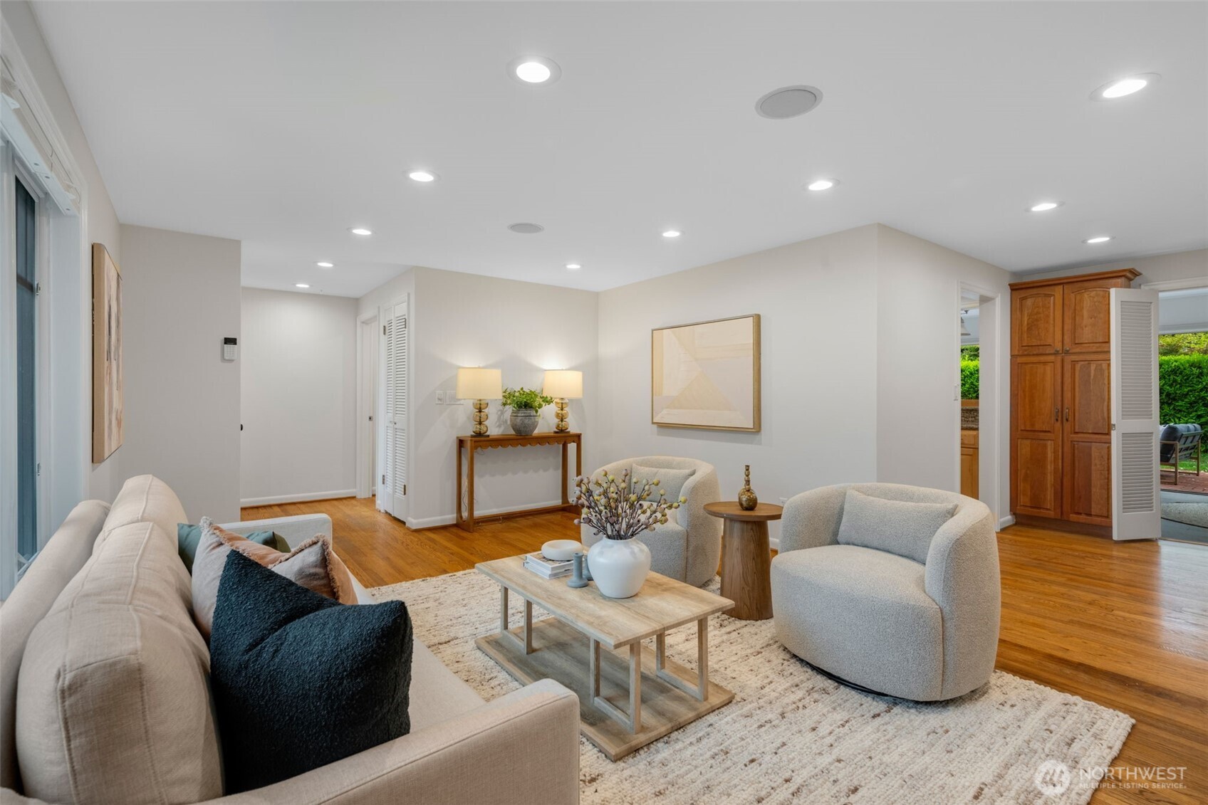 4732 45th Avenue NE, Seattle, WA 98105