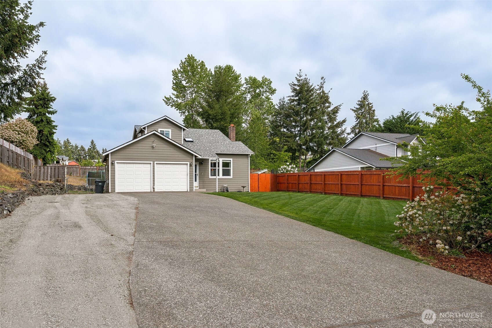 15905 91st Avenue Ct E, Puyallup, WA 98375