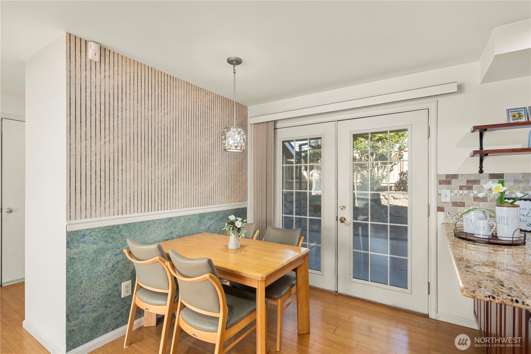32724 6th Avenue SW, Federal Way, WA 98023