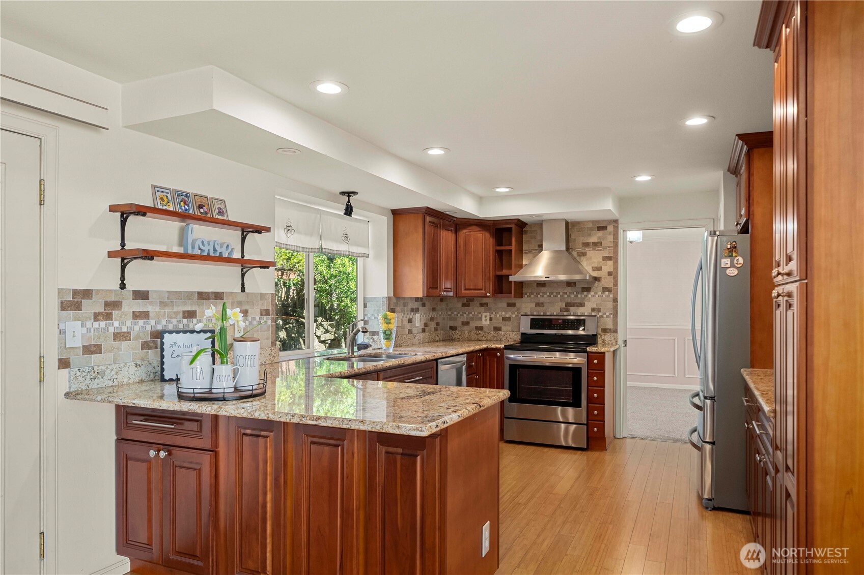 32724 6th Avenue SW, Federal Way, WA 98023