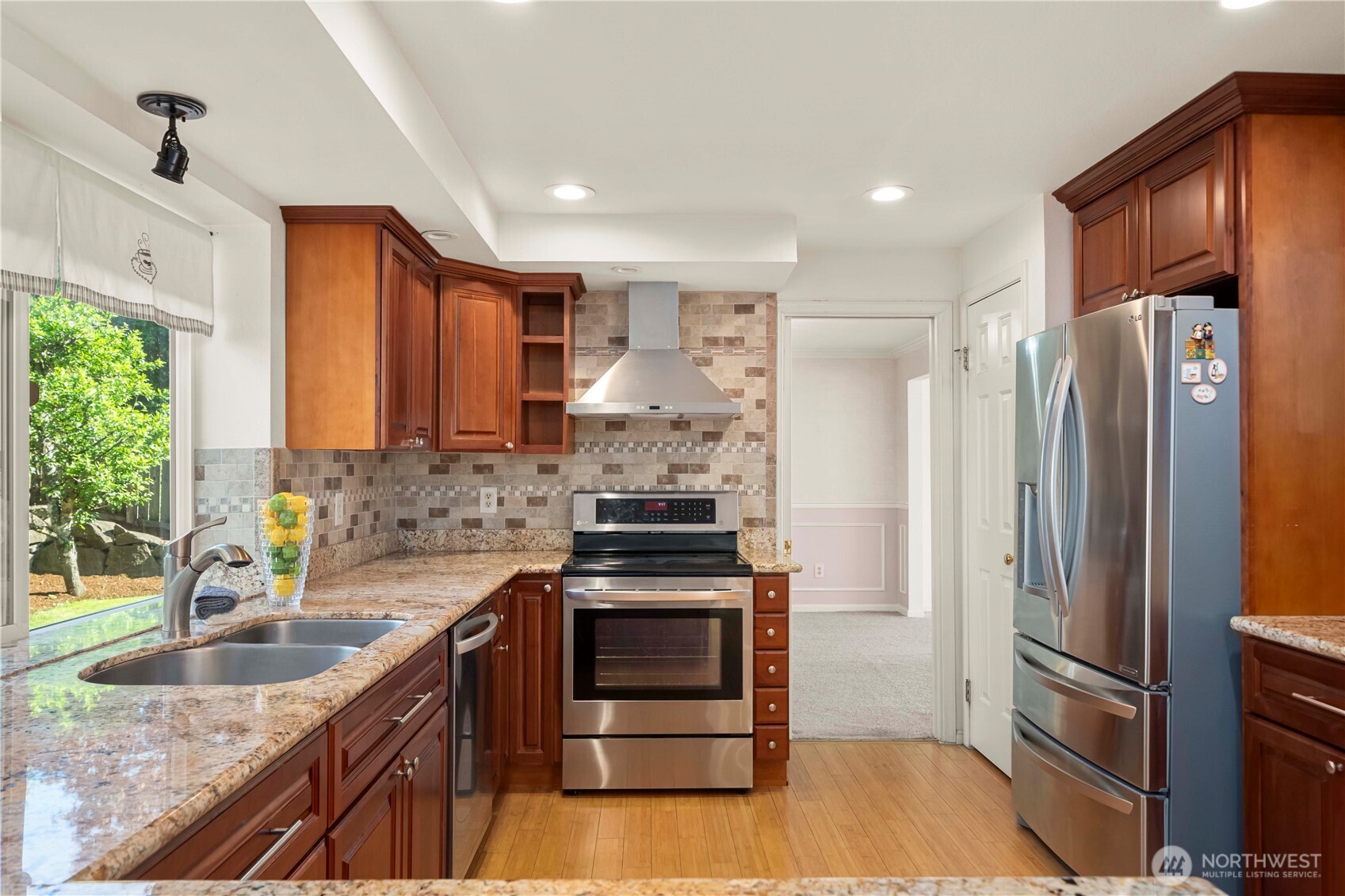 32724 6th Avenue SW, Federal Way, WA 98023