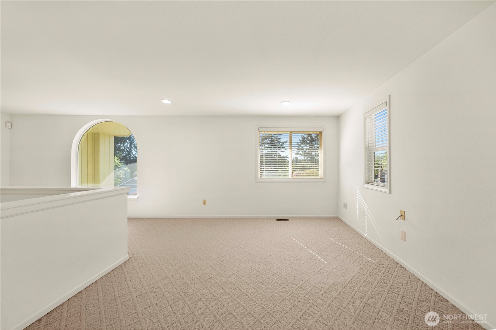 32724 6th Avenue SW, Federal Way, WA 98023