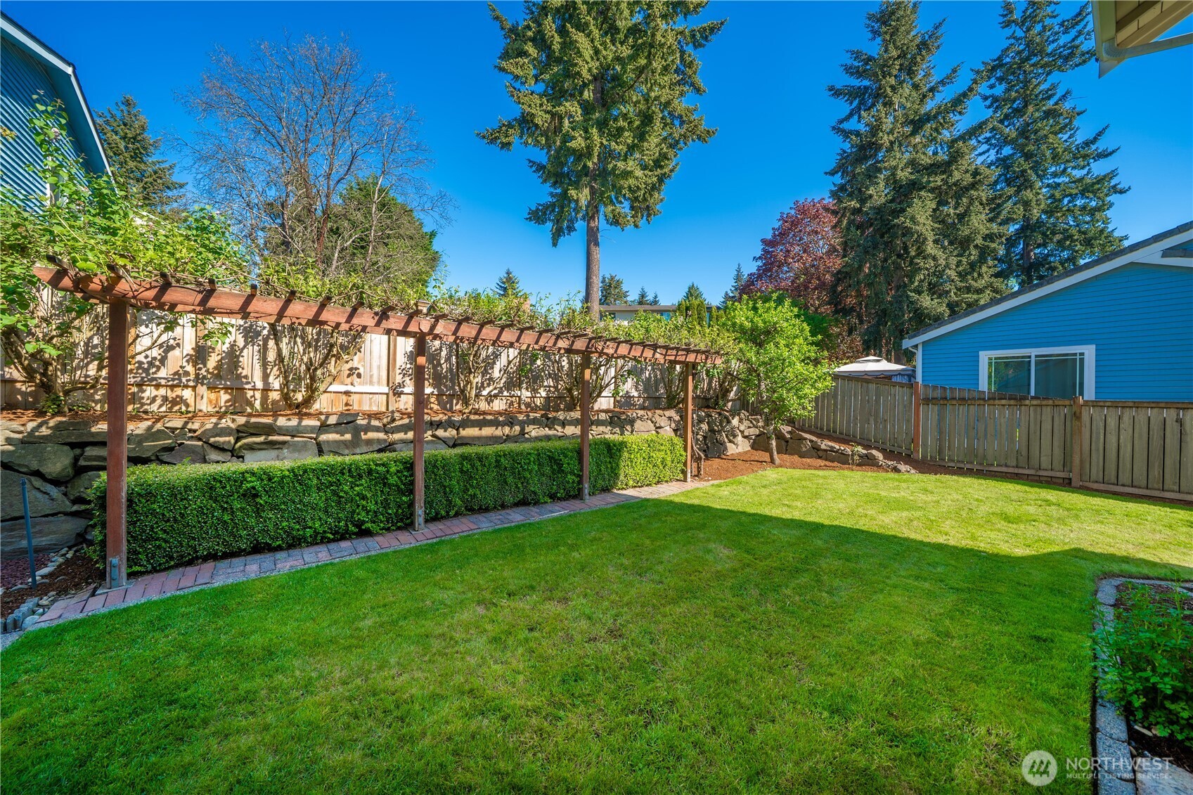 32724 6th Avenue SW, Federal Way, WA 98023