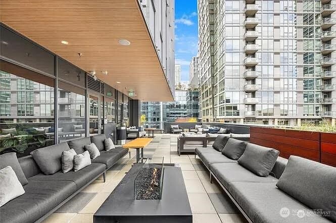 1808 Minor Avenue #2104, Seattle, WA 98101