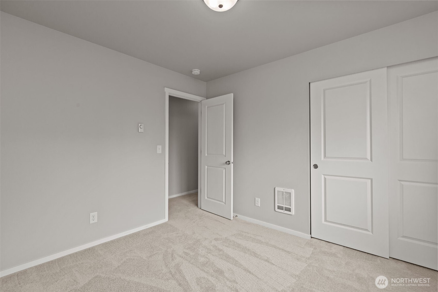 5621 87th Avenue NE, Marysville, WA 98270