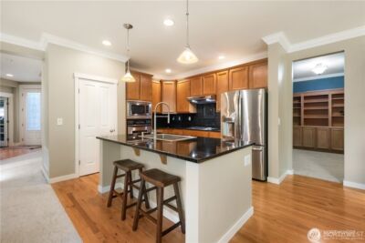 25548 SE 274th Place , Maple Valley, WA 98038 - Photo 8