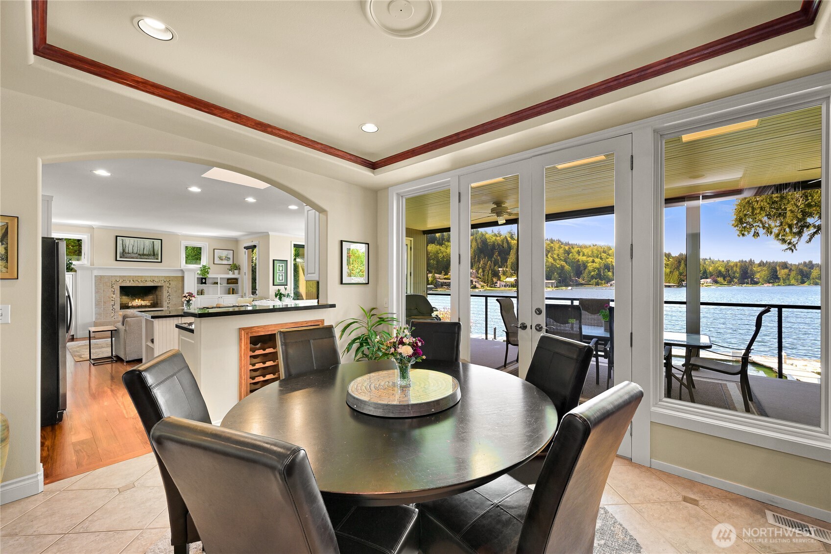 21 Strawberry Point Road , Bellingham, WA 98229