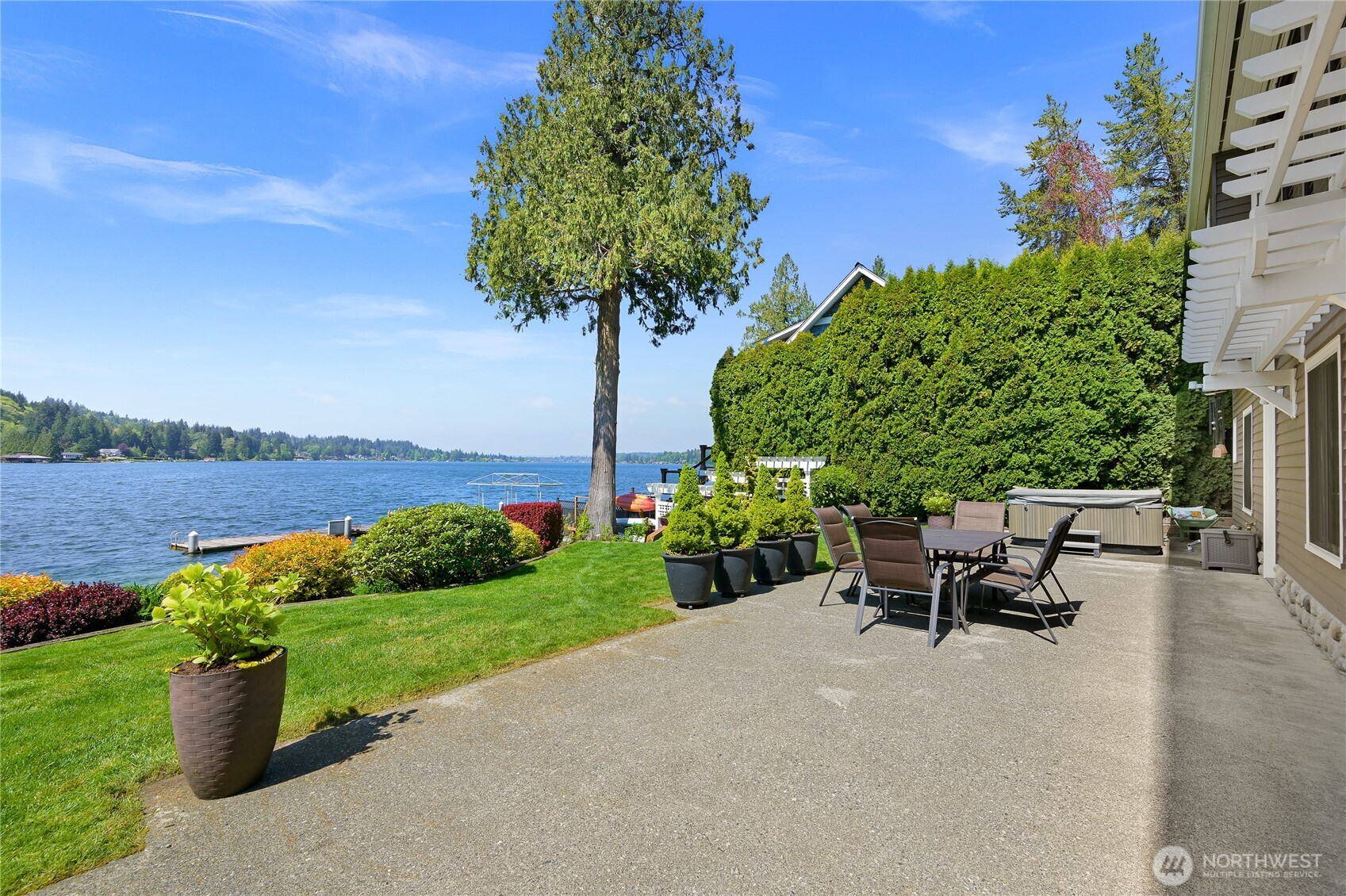 21 Strawberry Point Road , Bellingham, WA 98229