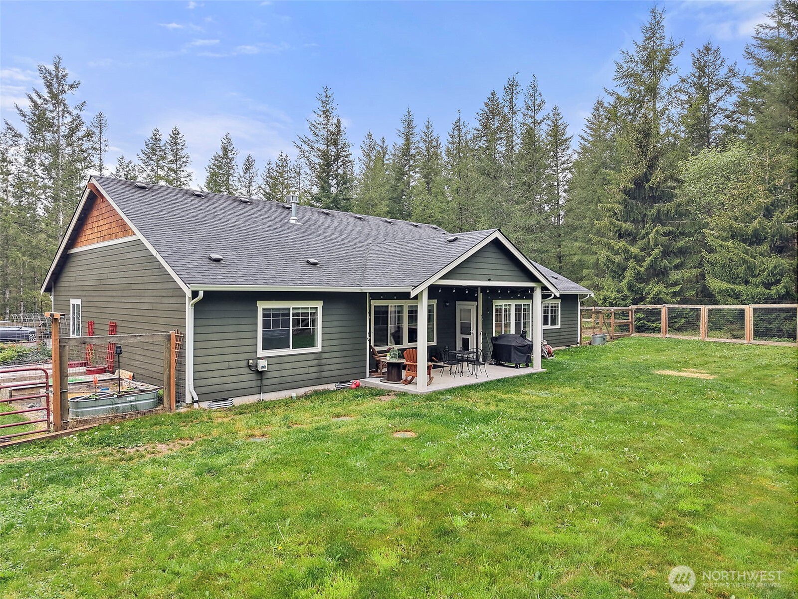 35888 301st Place SE, Enumclaw, WA 98022