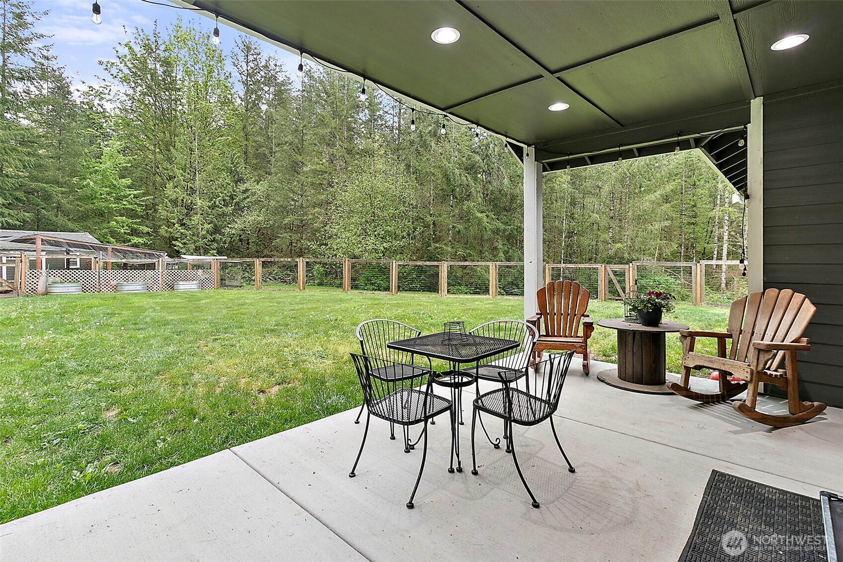 35888 301st Place SE, Enumclaw, WA 98022