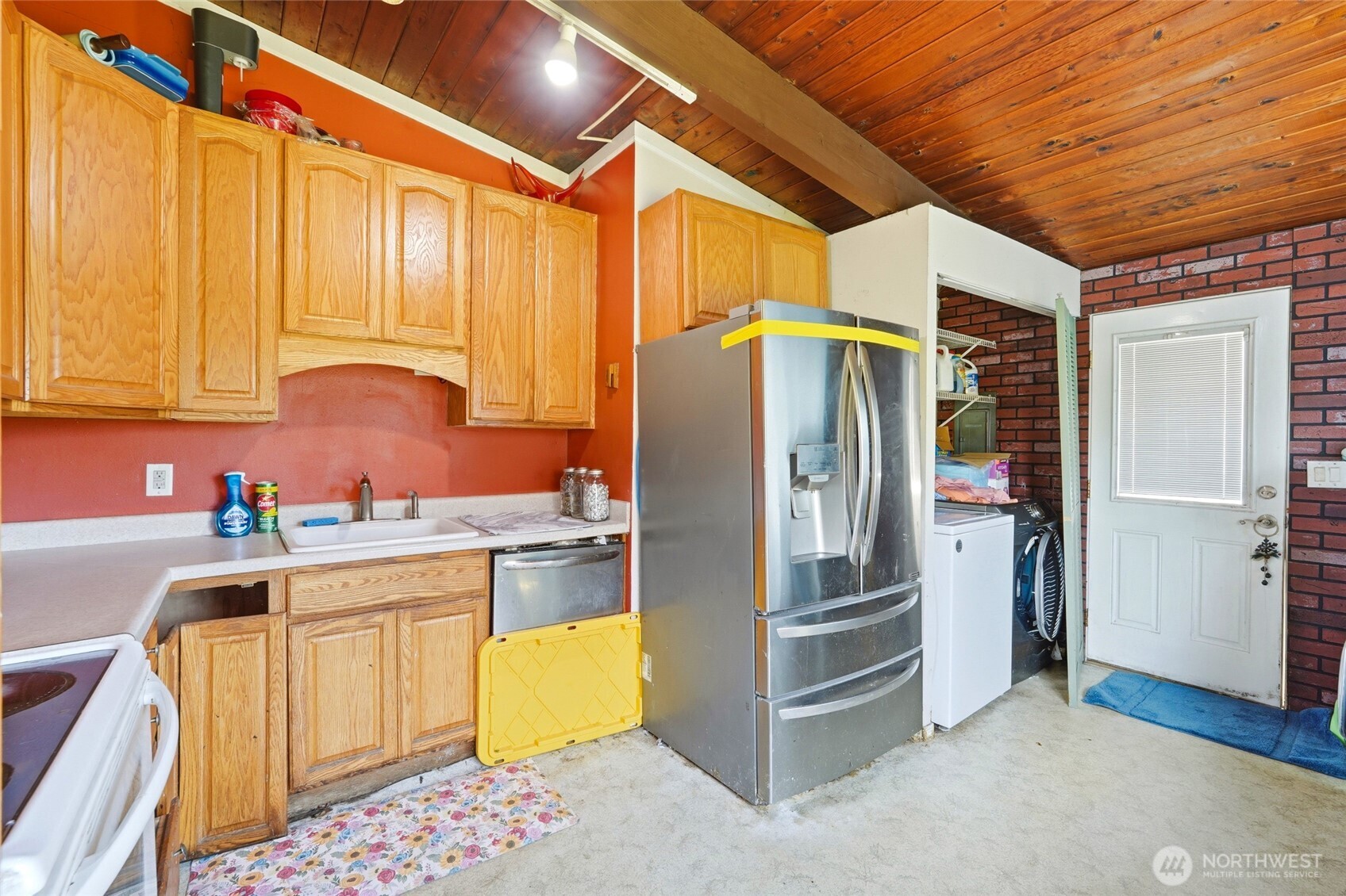 4207 225th Street SW, Mountlake Terrace, WA 98043