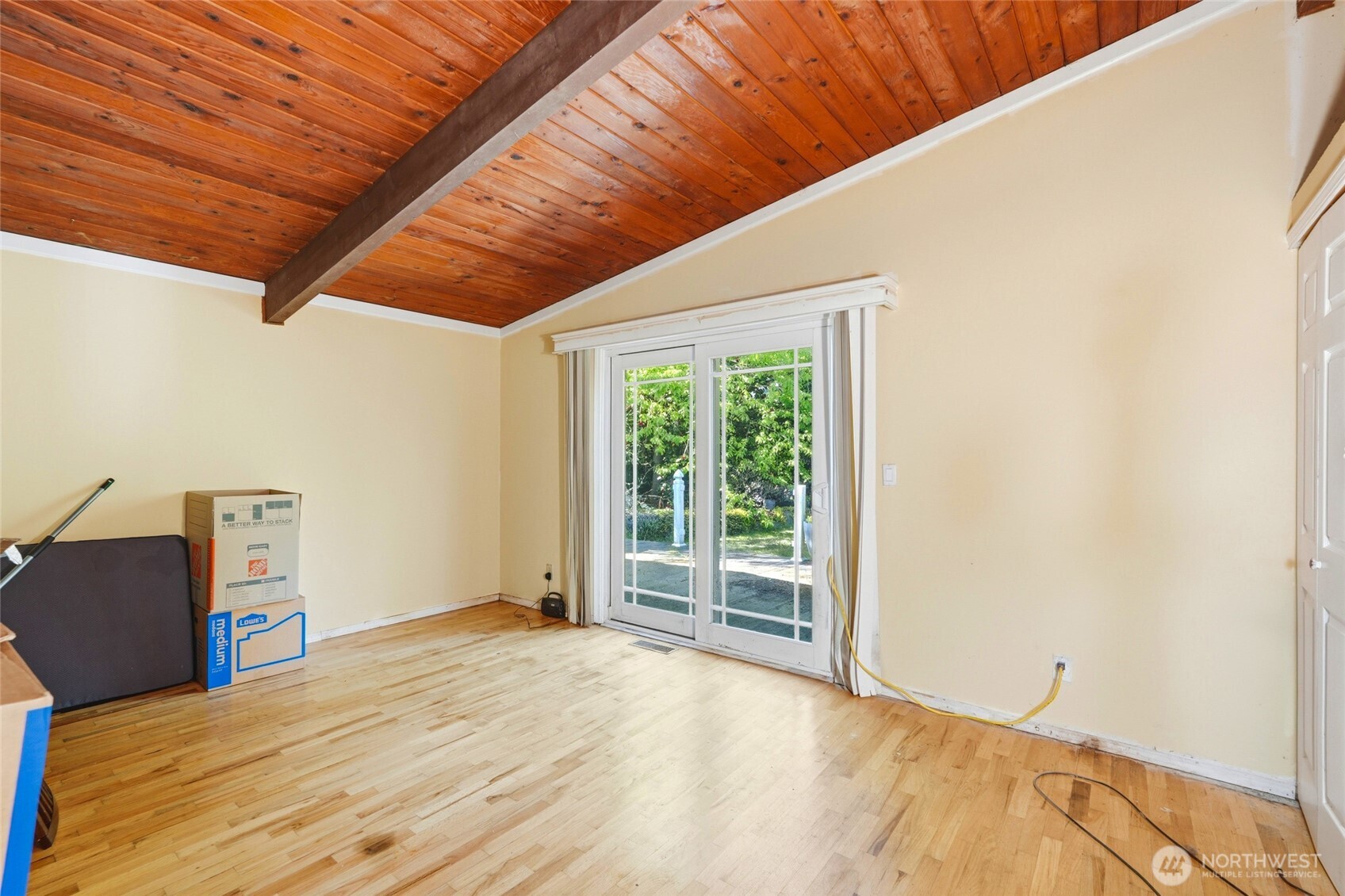 4207 225th Street SW, Mountlake Terrace, WA 98043