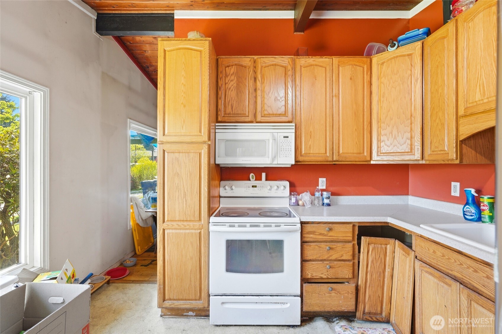 4207 225th Street SW, Mountlake Terrace, WA 98043