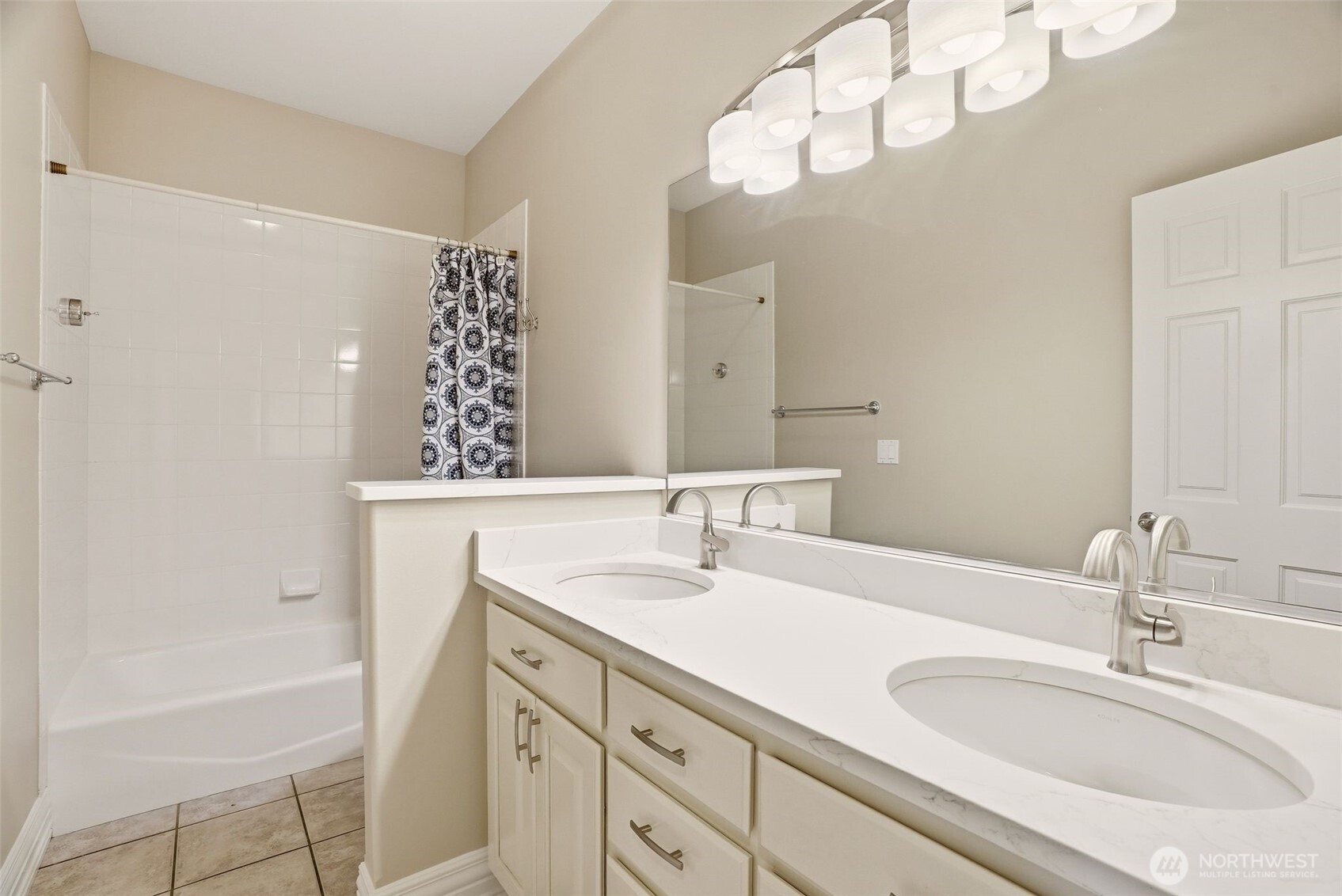 1611 E Heritage Lane , Spokane, WA 99208