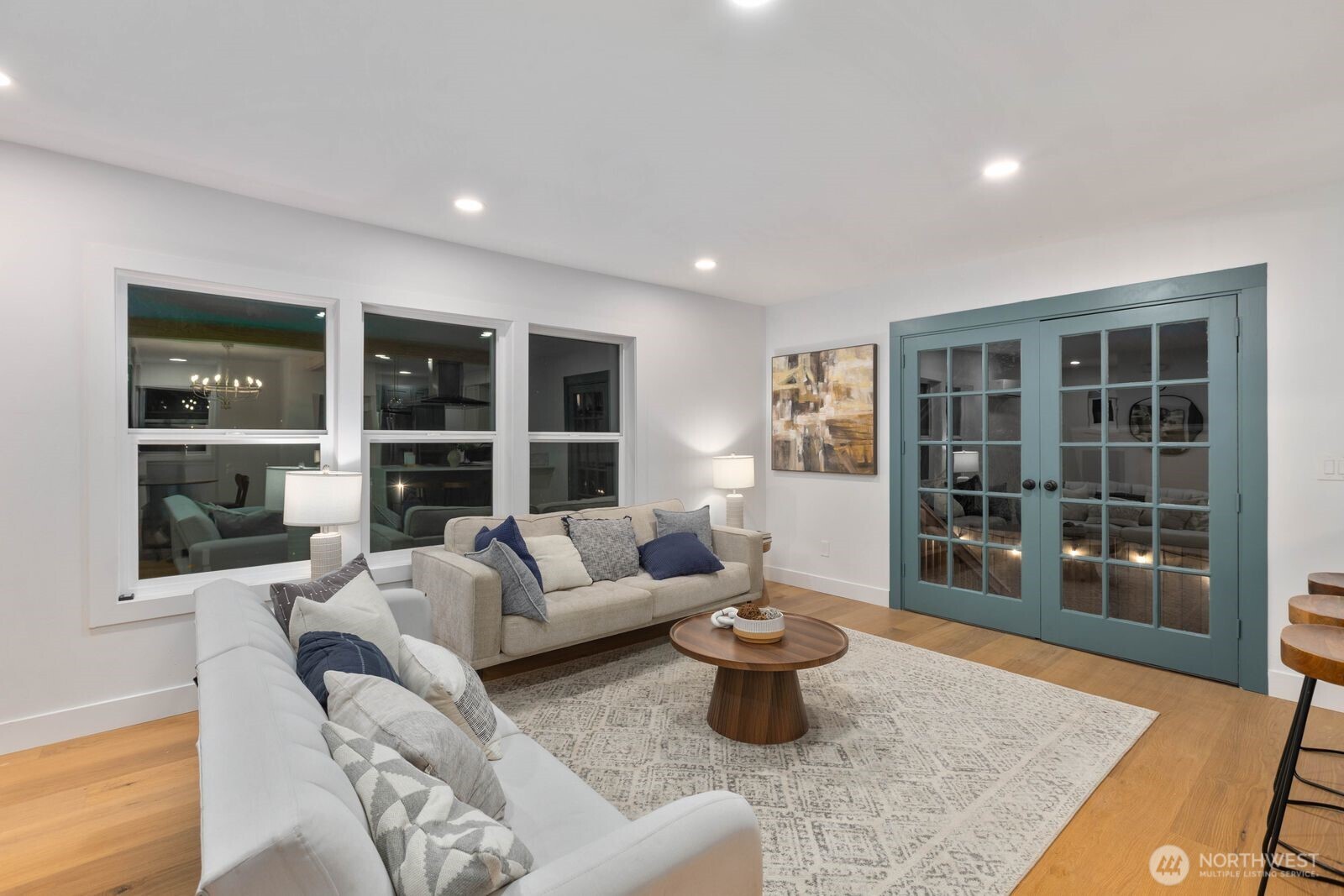 512 NW 44th Street , Seattle, WA 98107