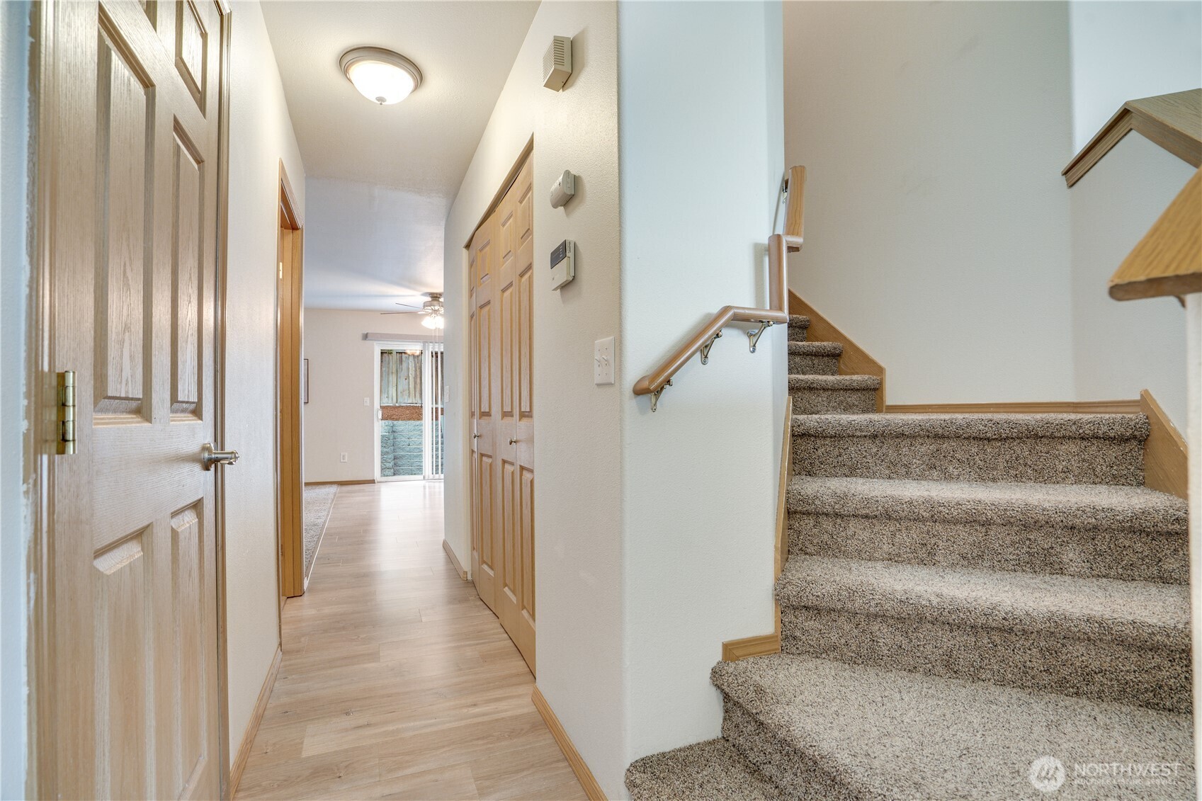 17317 94th Ave E , Puyallup, WA 98375