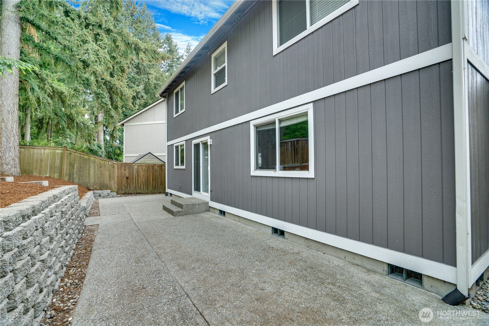 17317 94th Ave E , Puyallup, WA 98375