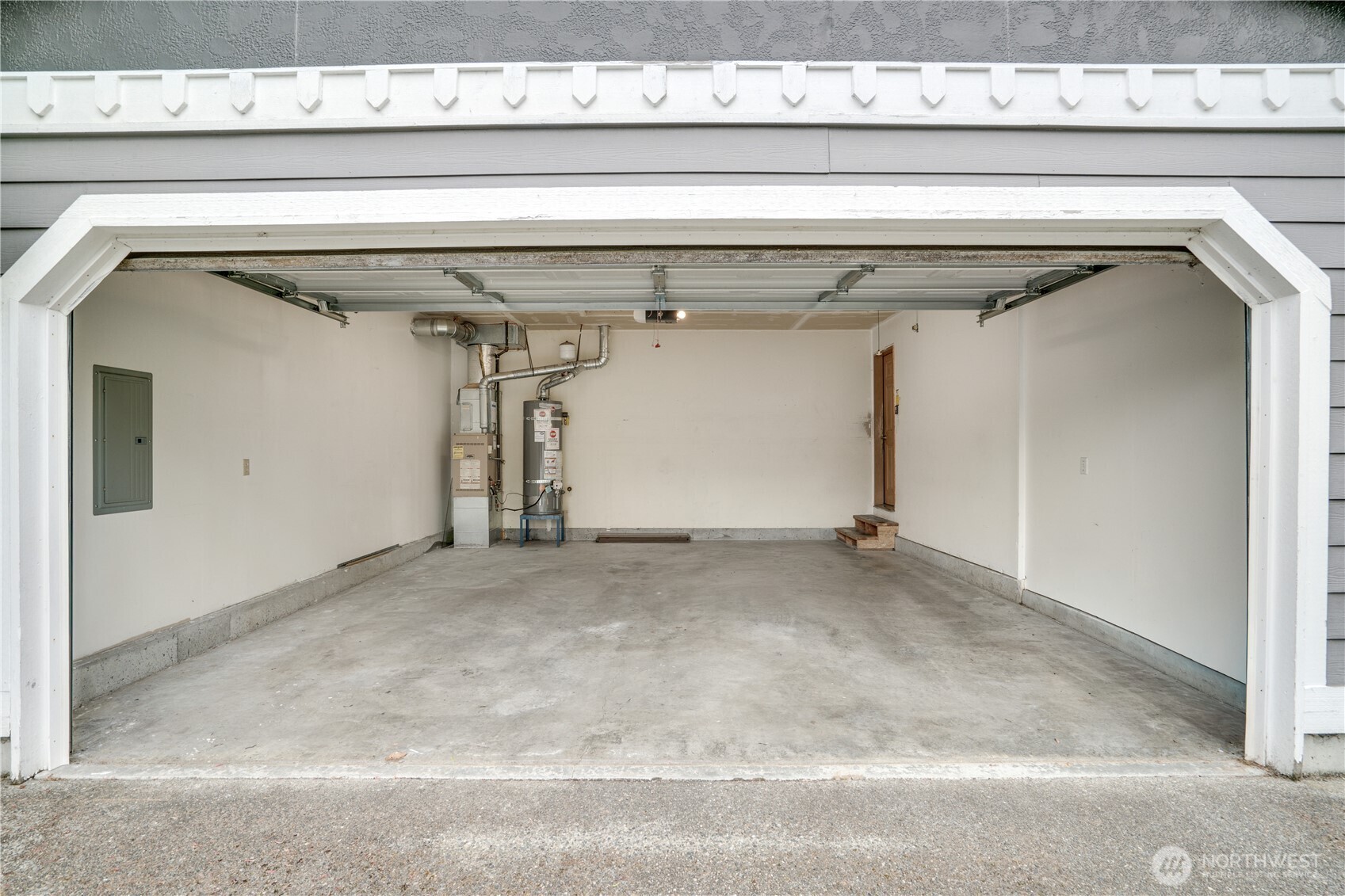 17317 94th Ave E , Puyallup, WA 98375