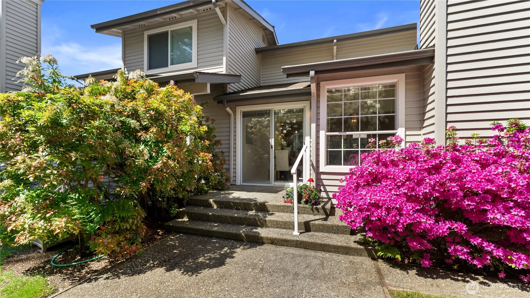 6614 113th Place SE, Bellevue, WA 98006