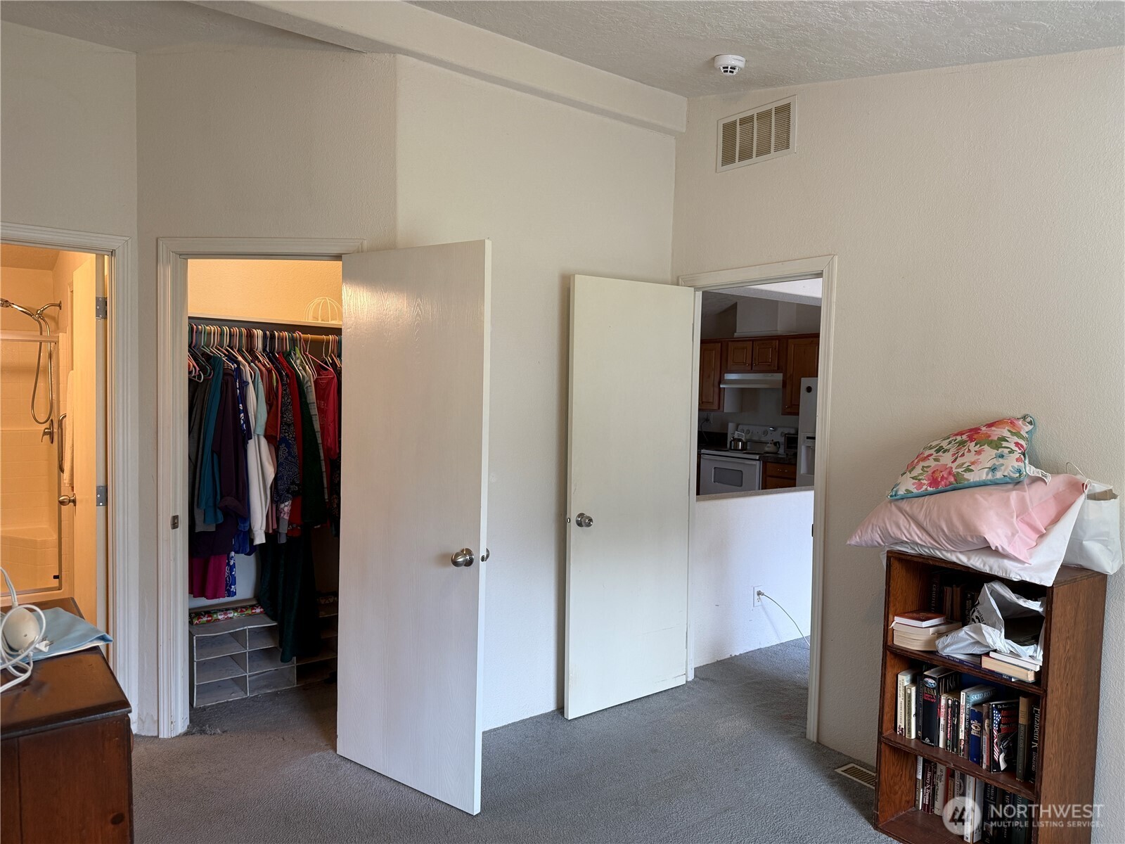 1410 304th Place , Ocean Park, WA 98640