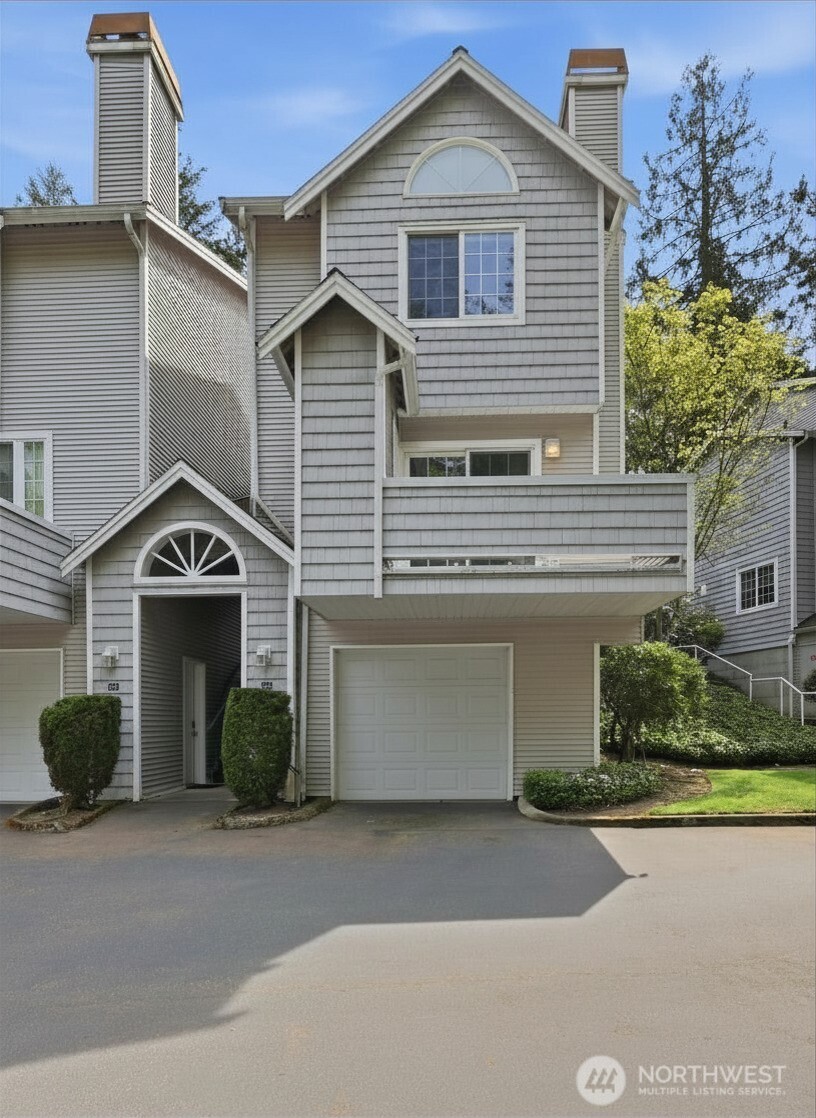 601 12th Avenue NW #D4, Issaquah, WA 98027