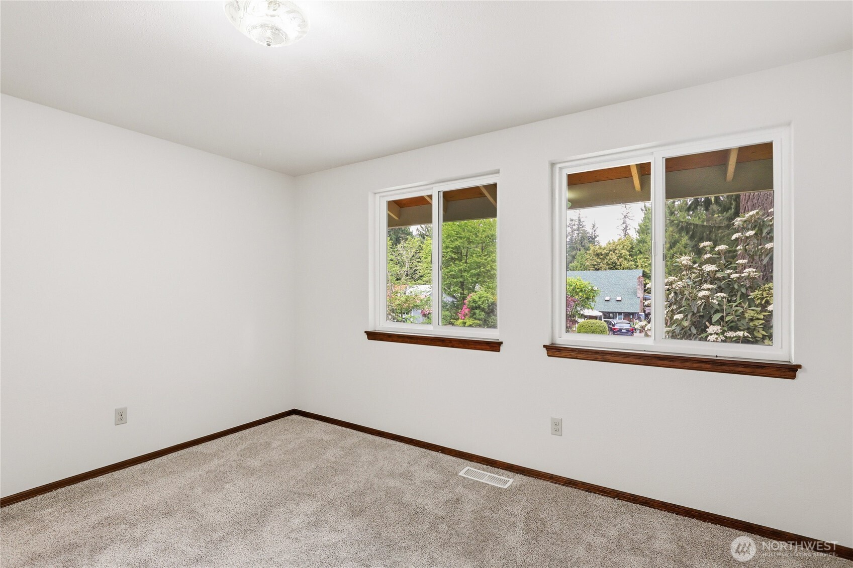 3144 SE Forest Villa Court , Port Orchard, WA 98366